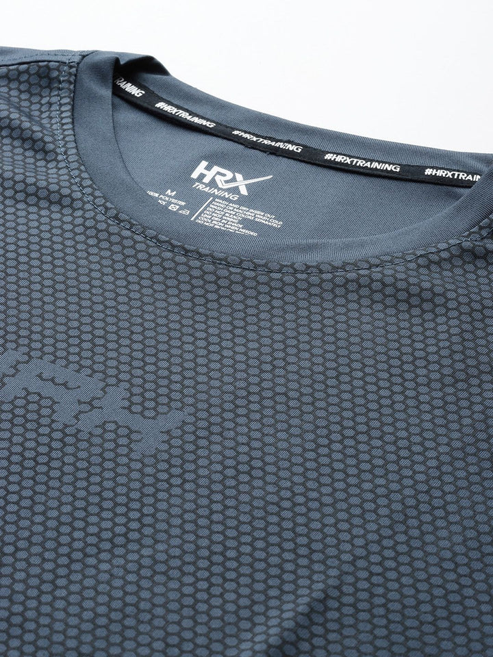 HRX oleh Hrithik Roshan mencetak t-shirt latihan cepat kering