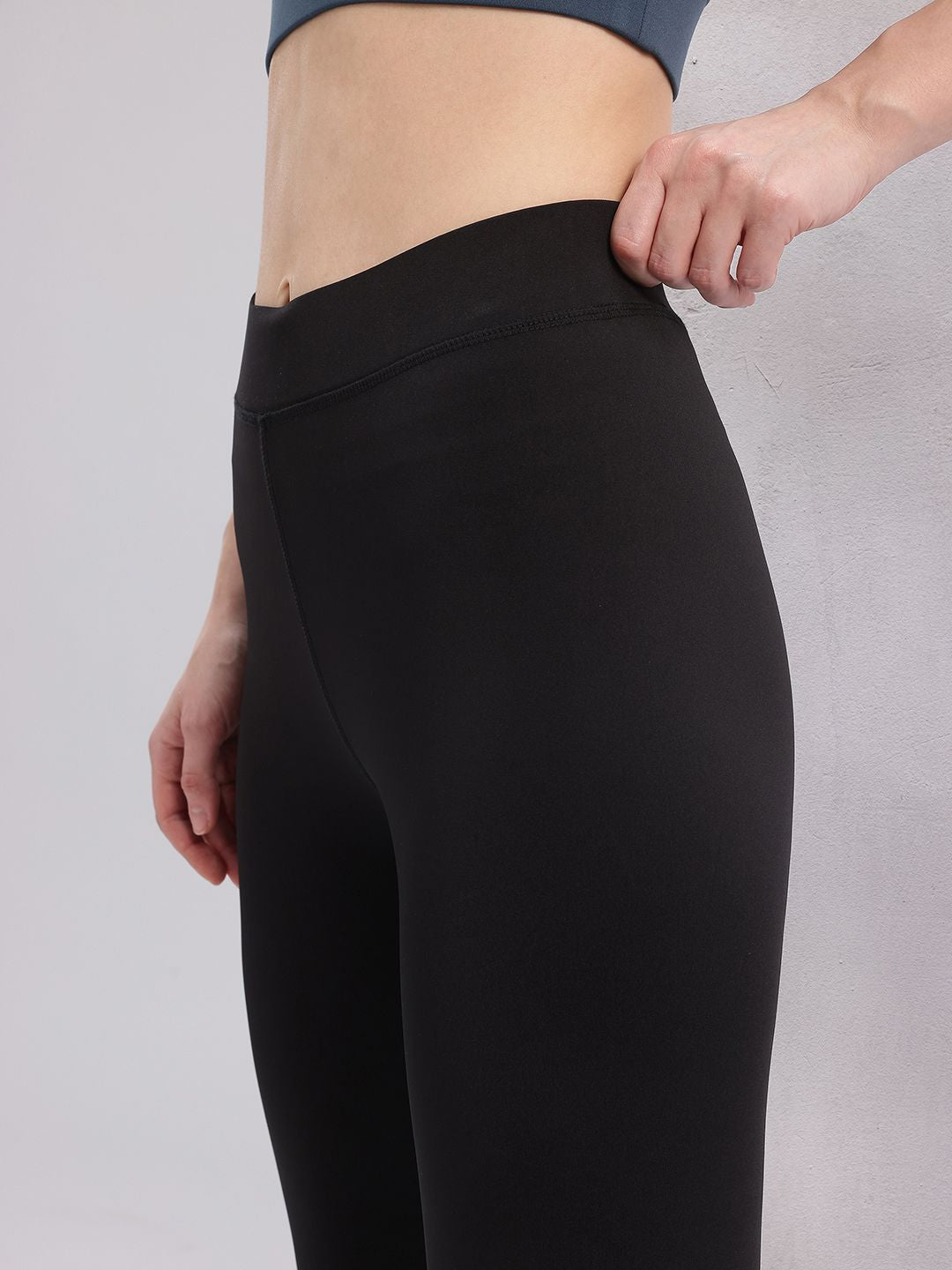 HRX by Hrithik Roshan Women Brand Logo Detail Rapid-Dry Cropped Training Tights