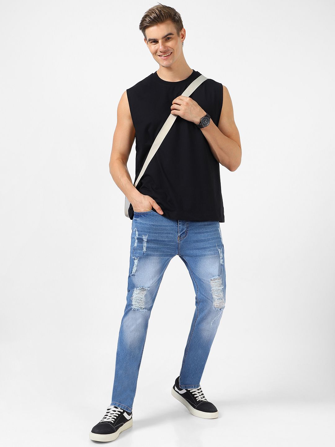 Urbano Fashion Men Blue Slim Fit Mid-Rise Highly Distressed Stretchable Jeans