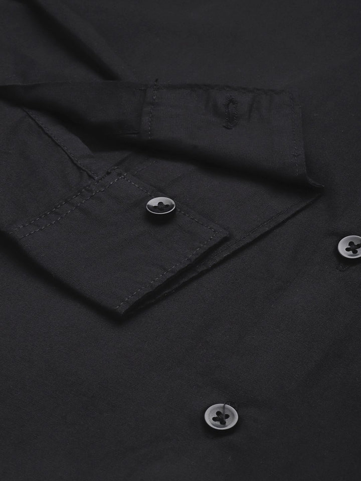 The Indian Garage Co Men Black Cotton Casual Shirt