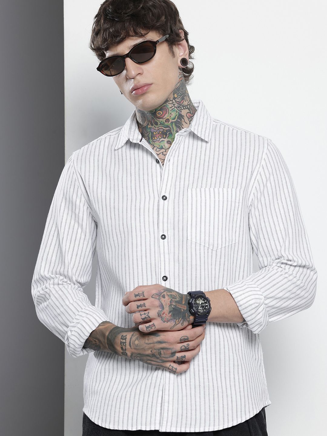 The Indian Garage Co Slim Fit Opaque Striped Casual Shirt