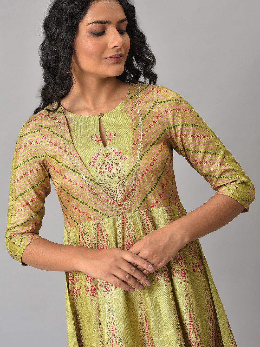 W Women Festive Floral Print Karnataka Silk Anarkali Kurta With Leggings