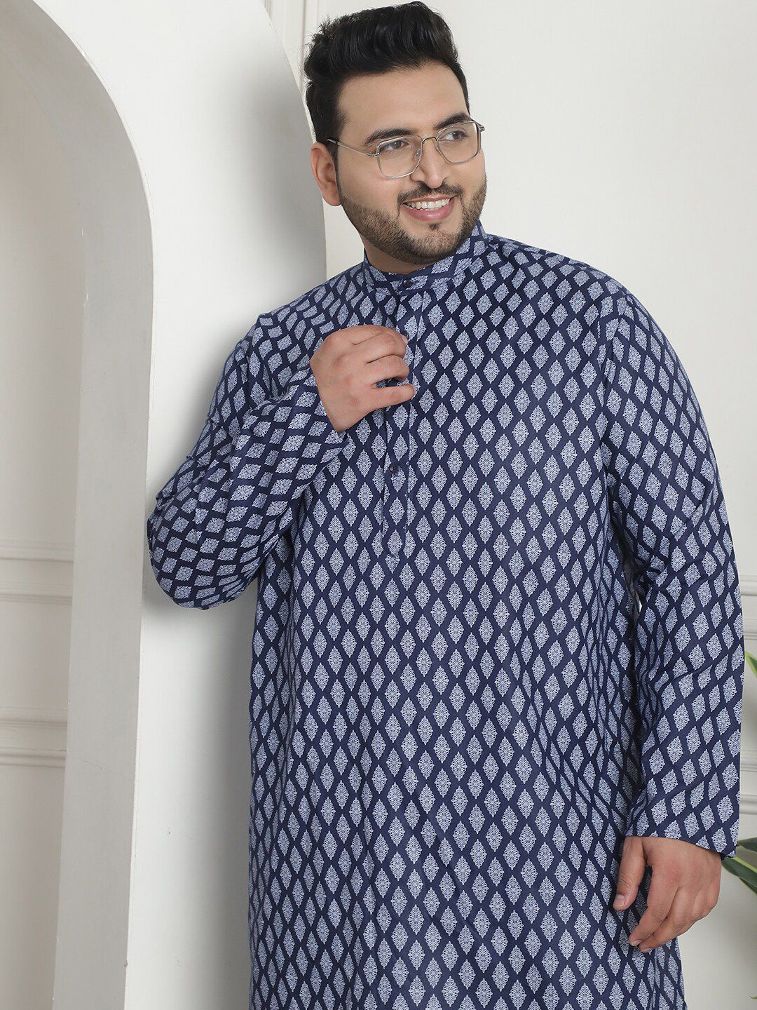 SOJANYA PLUS Ethnic Motifs Printed Band Collar Straight Kurta