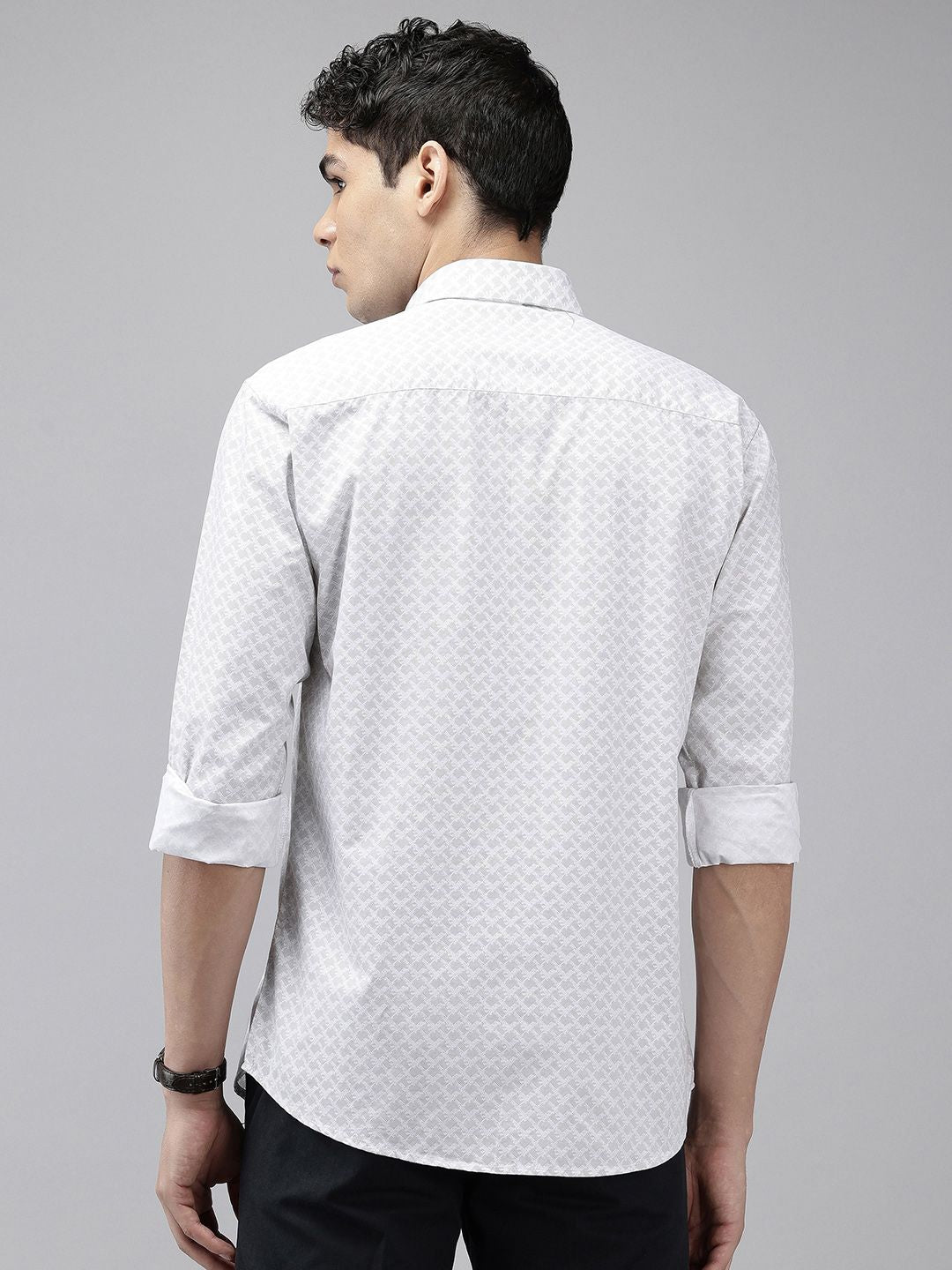 Park Avenue Pure Cotton Slim Fit Geometric Printed Casual Shirt