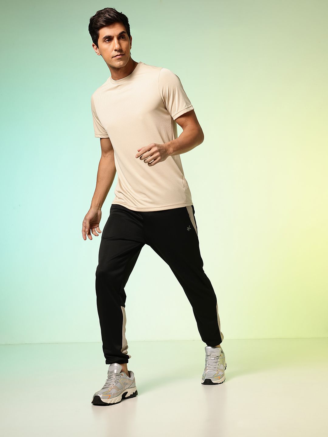 HRX by Hrithik Roshan Men Rapid-Dry Running Jogger