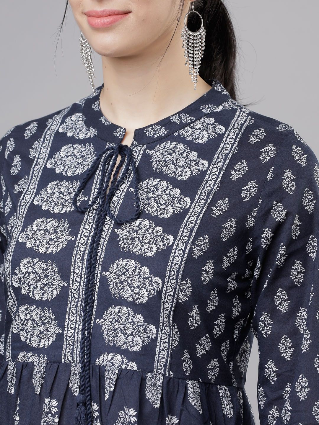 Vishudh Women Navy Blue & White Printed Tunic