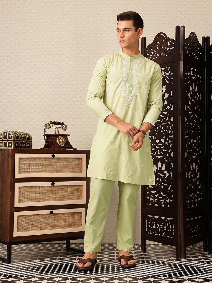House of Pataudi Hand embroidered chikankari pure cotton Jashn kurta paired with matching pyjama trousers