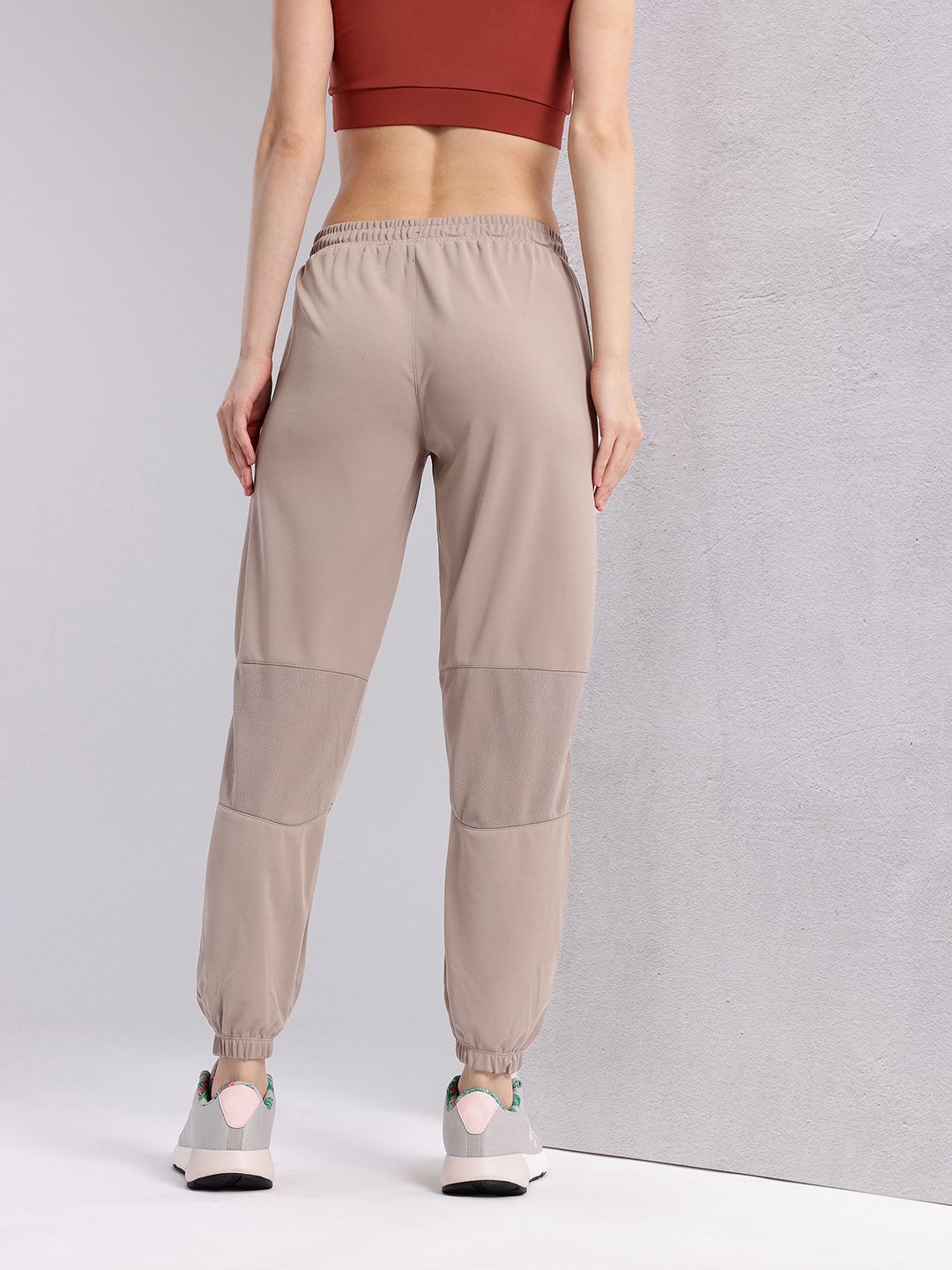 HRX by Hrithik Roshan Women Rapid-dry Running Joggers
