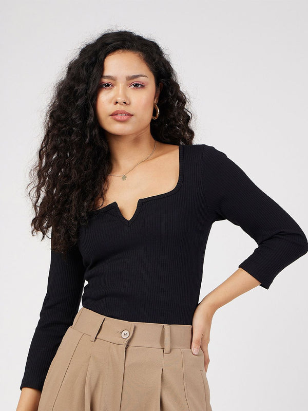 Sassafras hitam scoop scoop yang dipasang atas