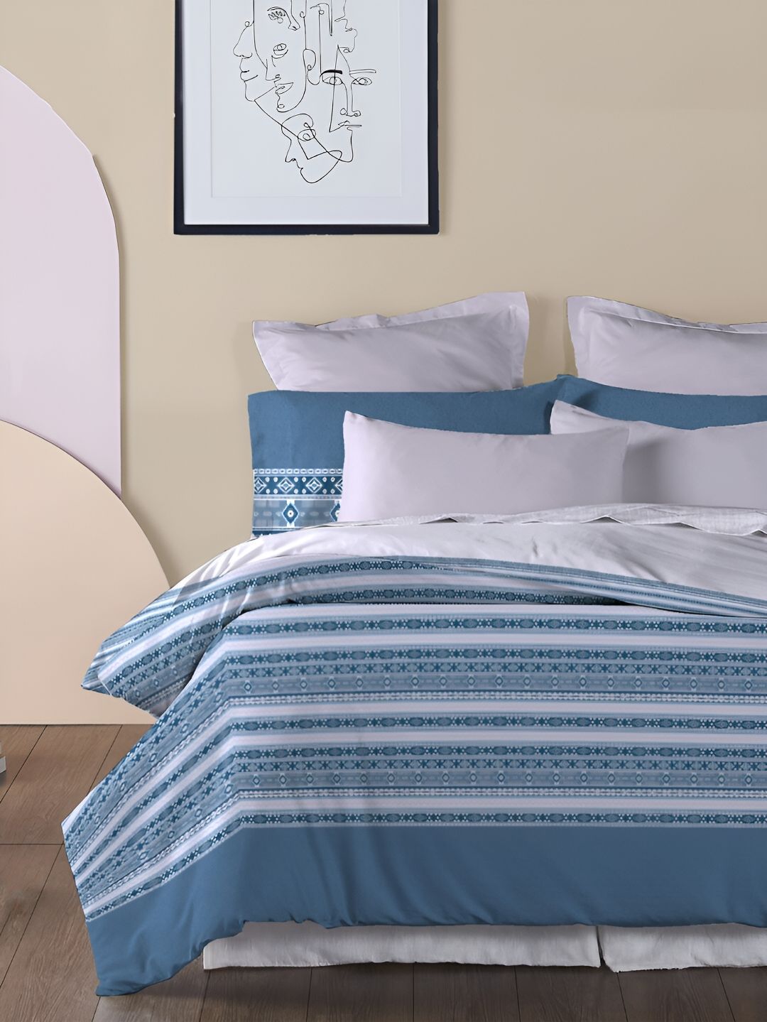MYTRIDENT Grey & White Ethnic Motifs 210 TC Pure Cotton King Bedsheet with 2 Pillow Covers