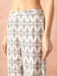 all about you Women Ethnic Printed Regular Kurta with Trousers & Dupatta