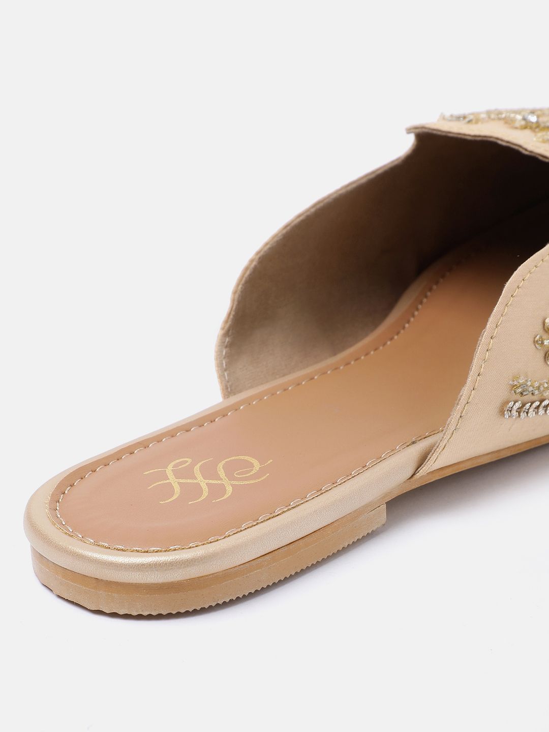 House of Pataudi Women Embroidered Ethnic Mules