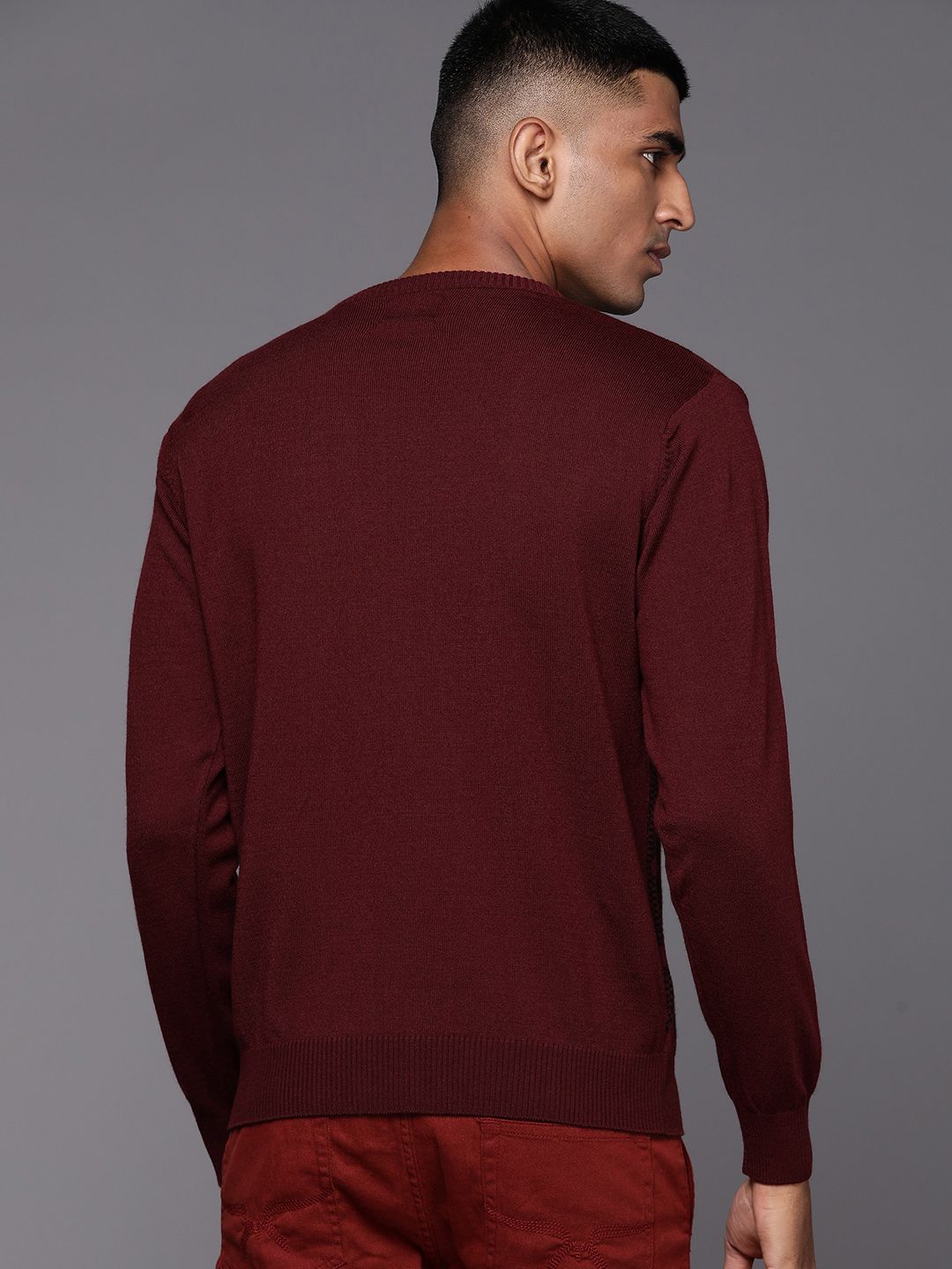 Raymond Men Maroon & Black Geometric Patterned Pullover