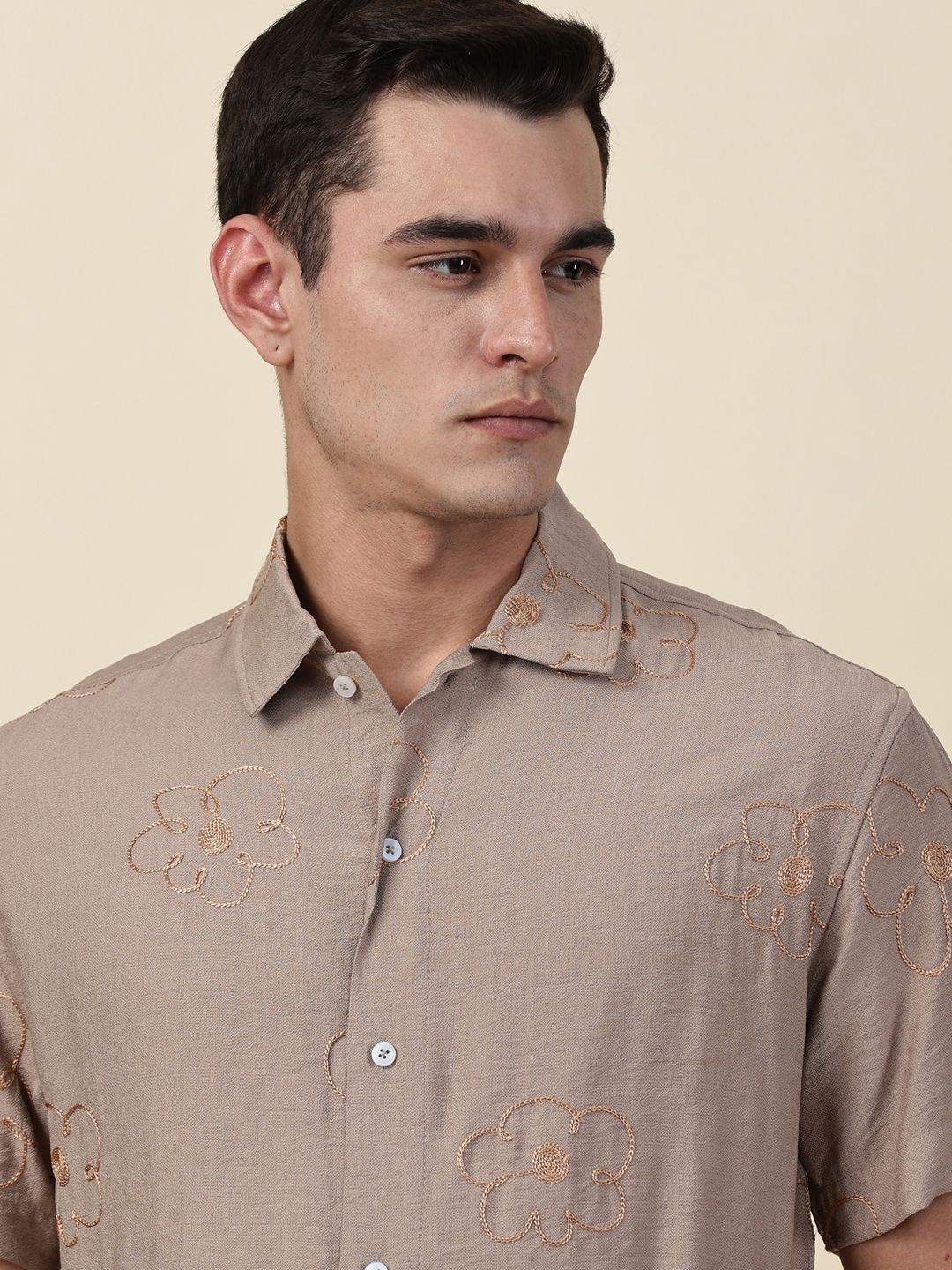 Thomas Scott Men Embroidered Regular Fit Casual Shirt