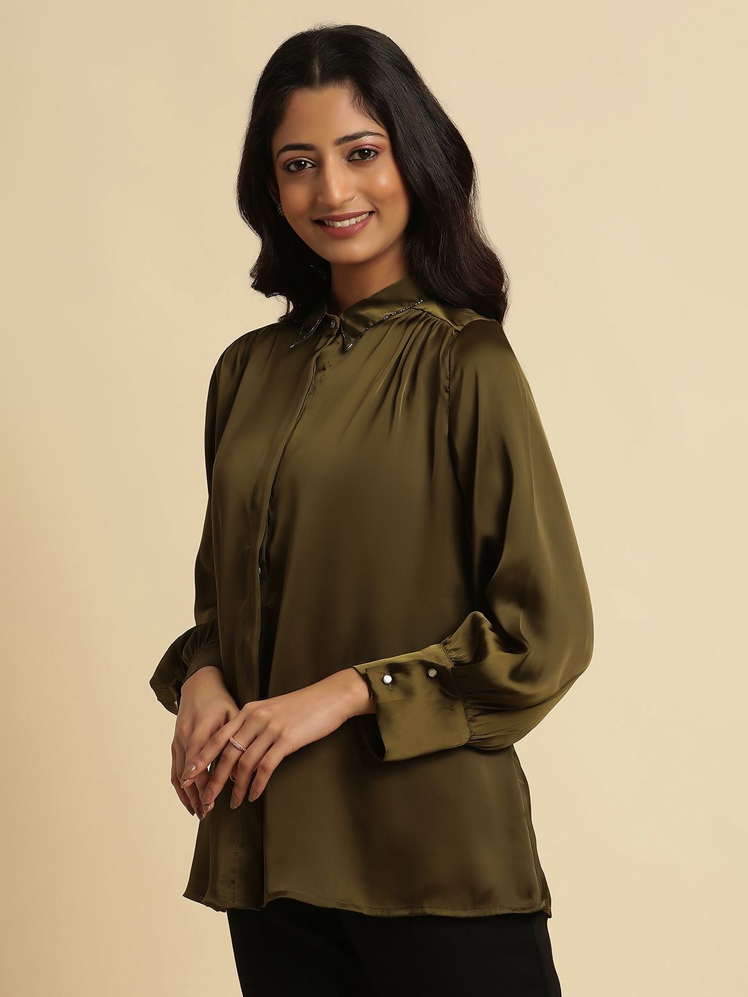 W Spread Collar Satin Shirt