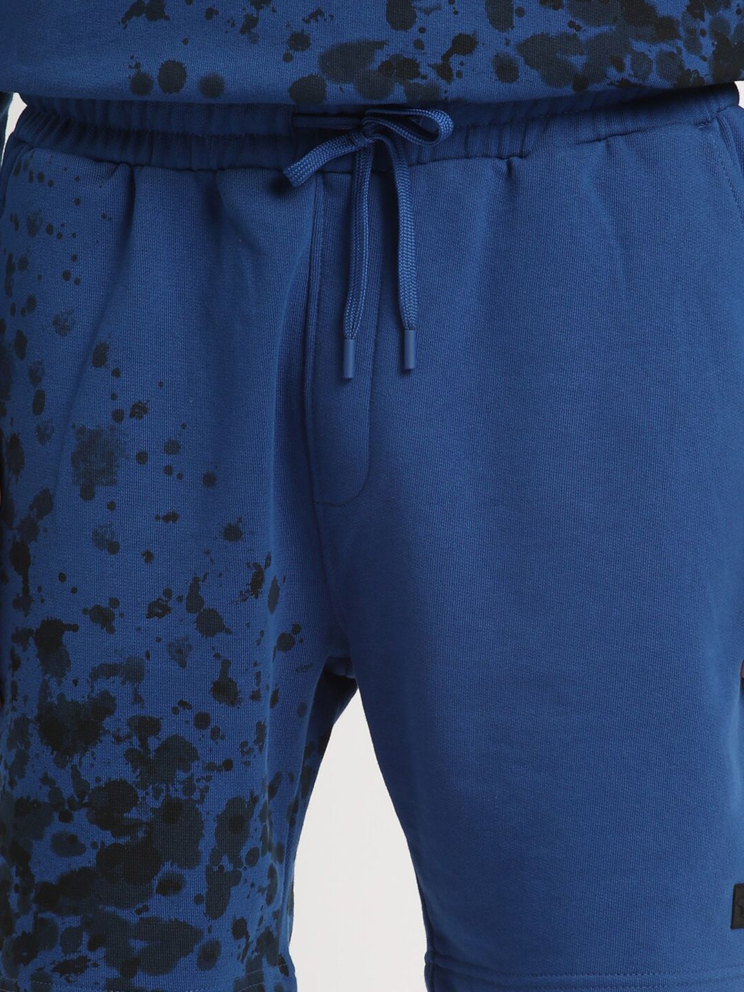 THE BEAR HOUSE Men Abstract Printed Pure Cotton Shorts