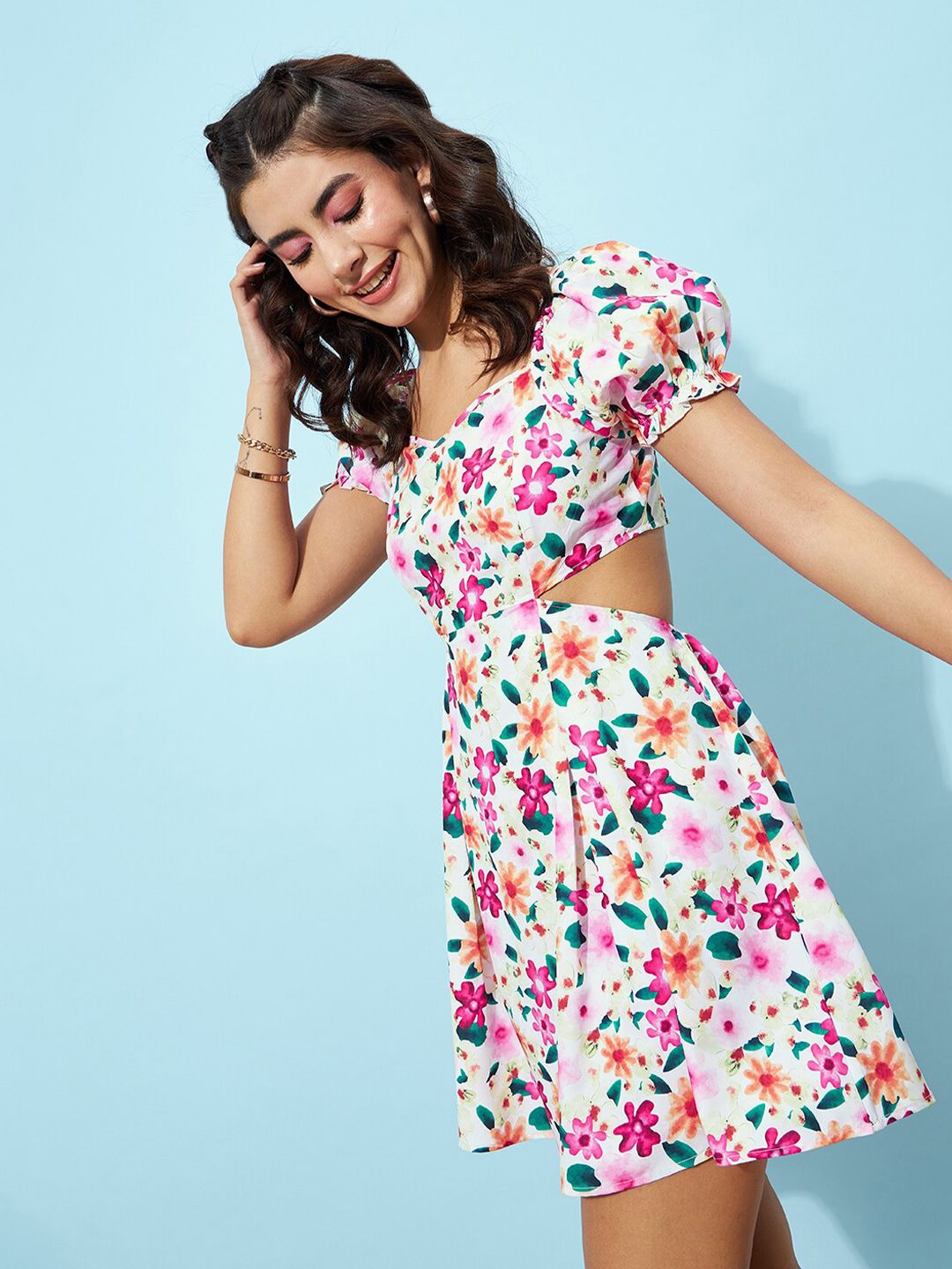 Berrylush Floral Printed Puff Sleeve Cut-Out Detail Fit & Flare Dress