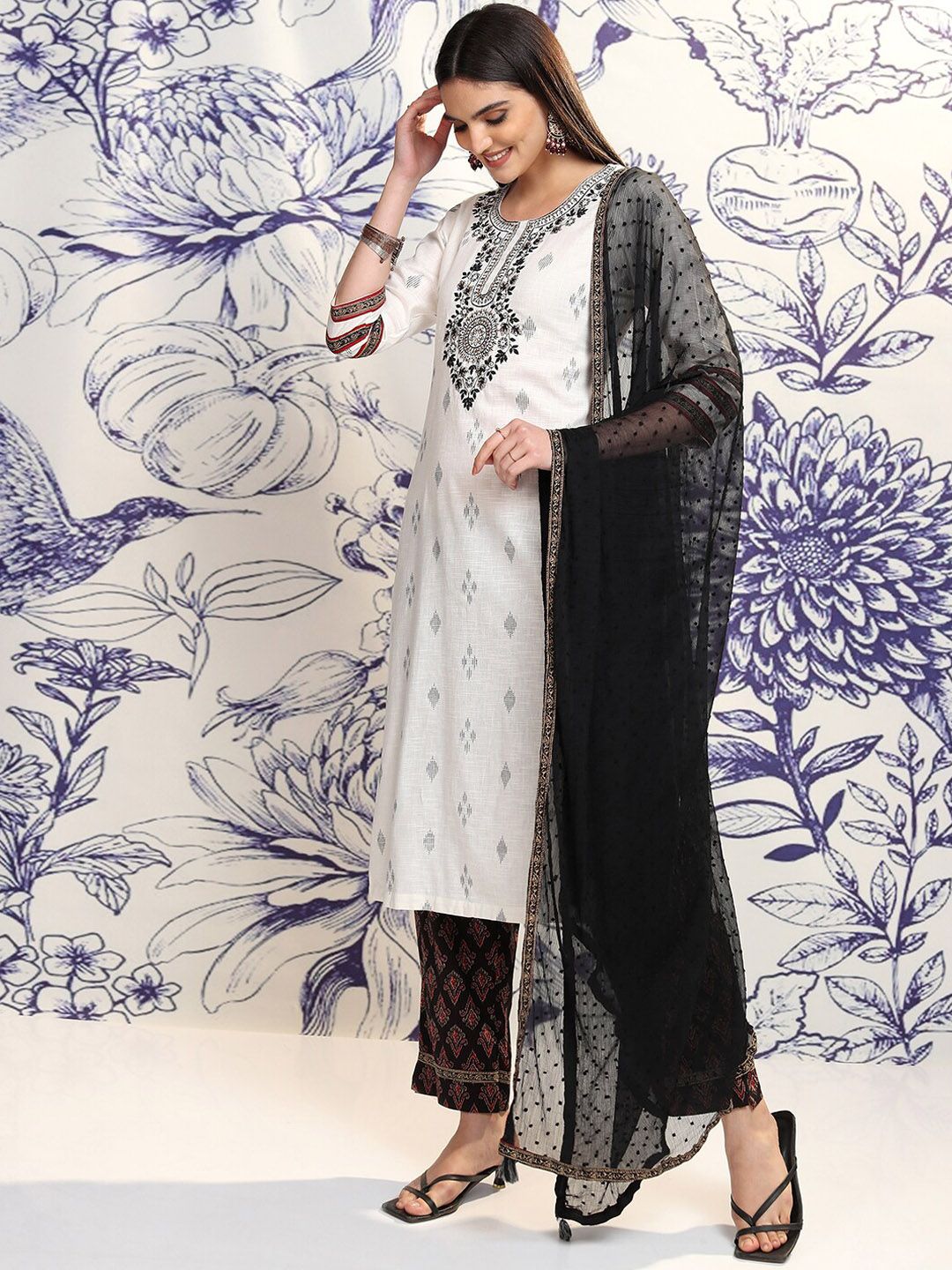 Vishudh Ethnic Motifs Embroidered Thread Work Pure Cotton Kurta with Trousers & Dupatta