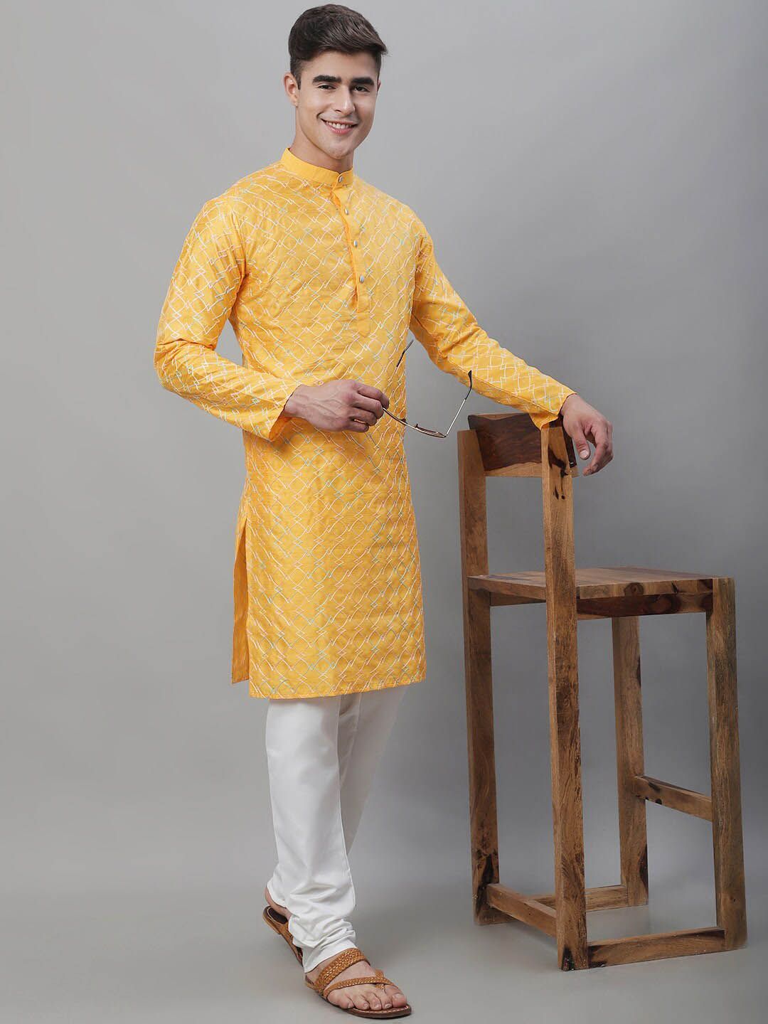 SOJANYA Geometric Embroidered Regular Kurta With Churidar
