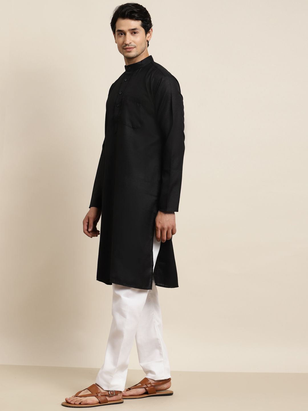 Anug by SOJANYA Men Black Mandarin Collar Kurta