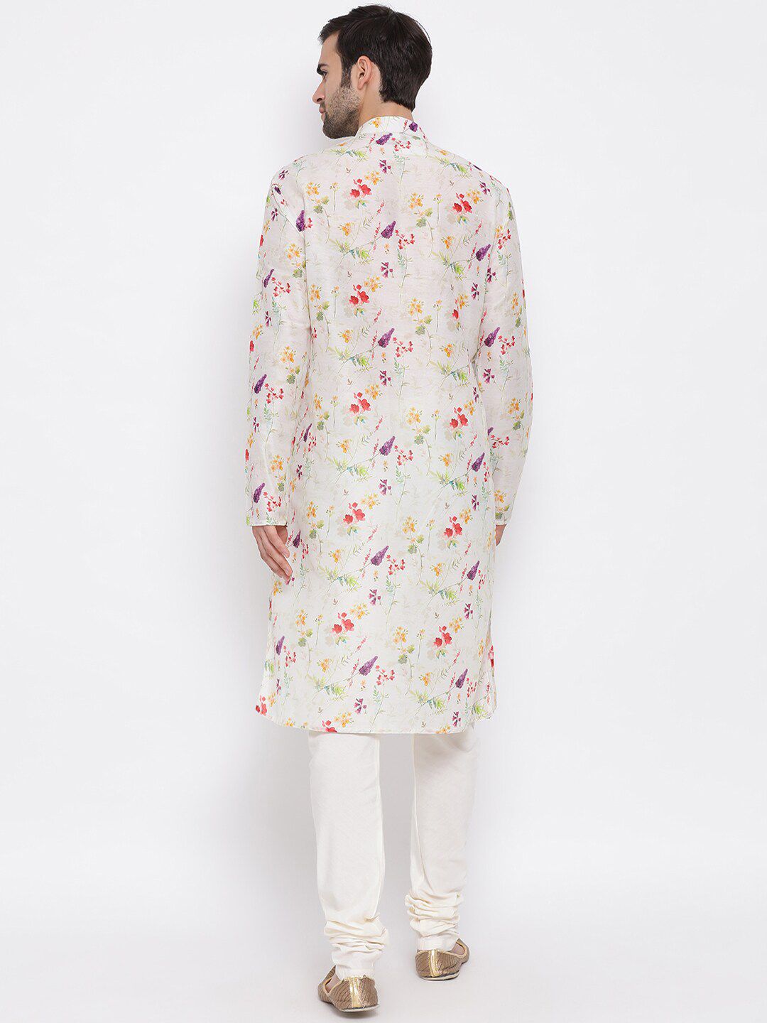 VASTRAMAY Men Cream-Coloured Floral Printed Kurta with Pyjamas
