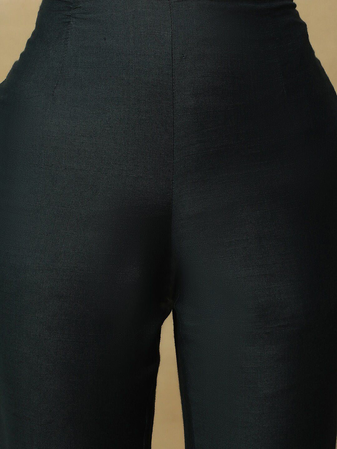 W Women Slim Fit Cropped Ethnic Trouser