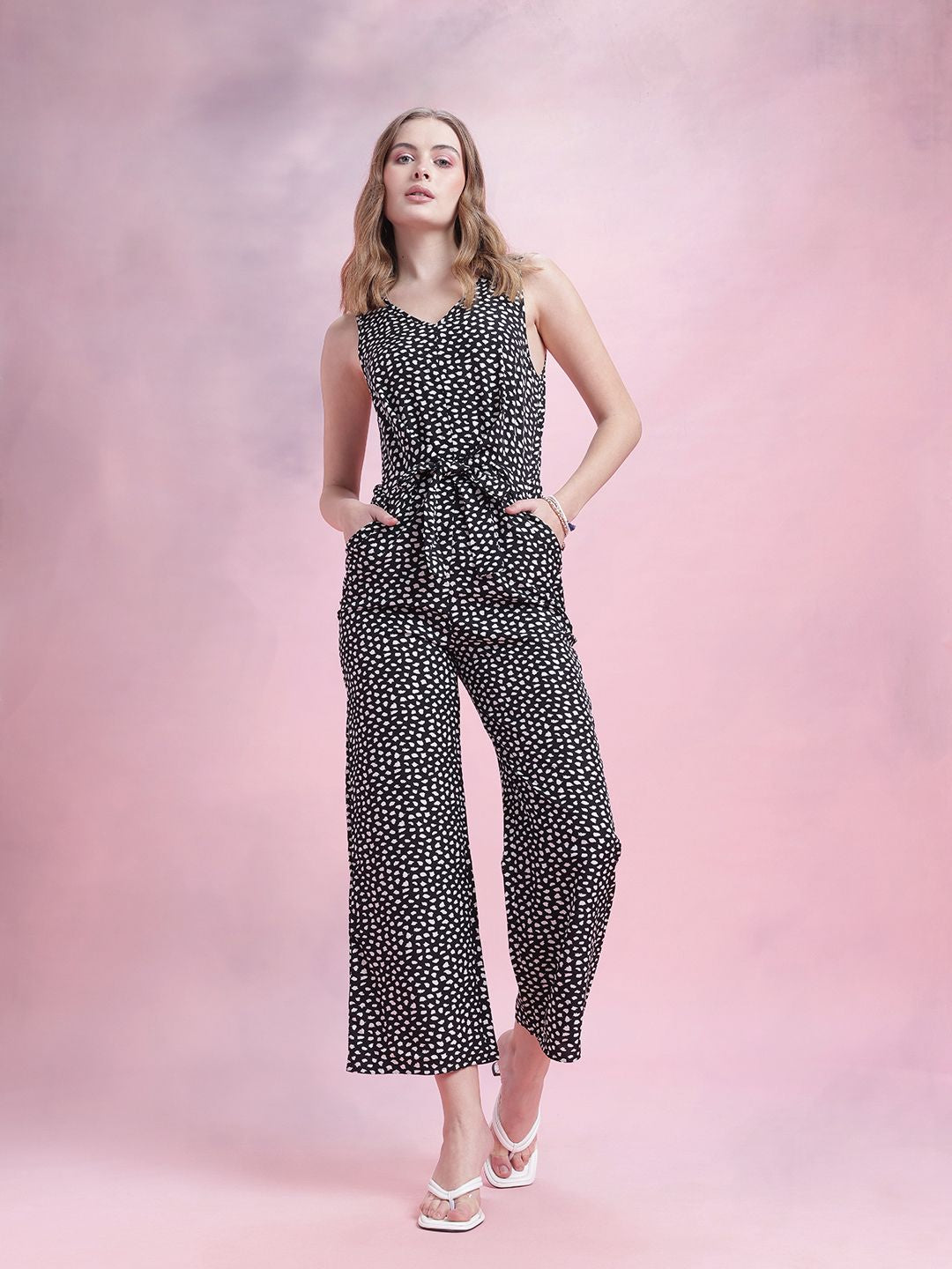 DressBerry Abstract Printed Basic Monochrome Jumpsuit