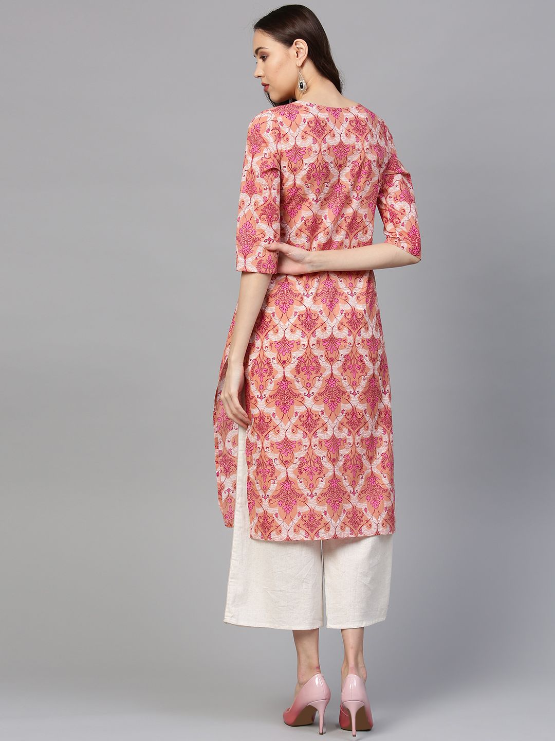 SOJANYA Women Peach-Coloured & Pink Printed Straight Kurta