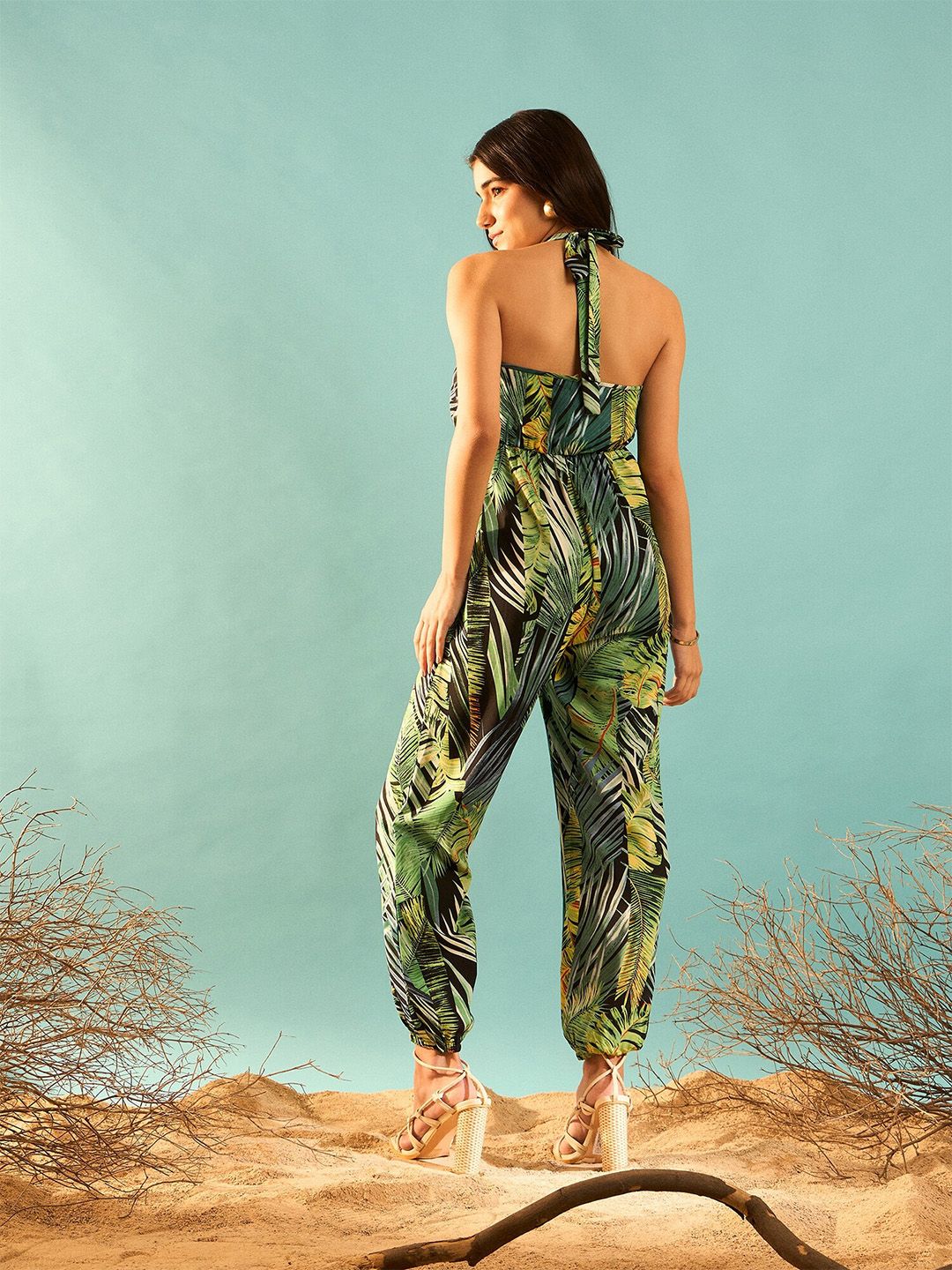 Berrylush Tropical Printed Halter Neck Printed Basic Jumpsuit