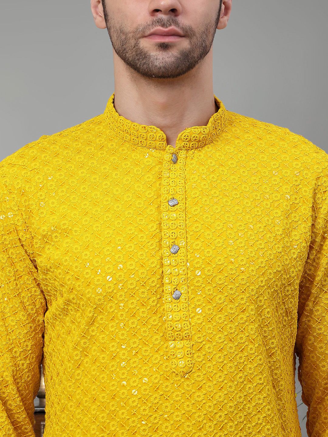 Jompers Floral bersulam Chikankari Pure Cotton Kurta dengan Churidar