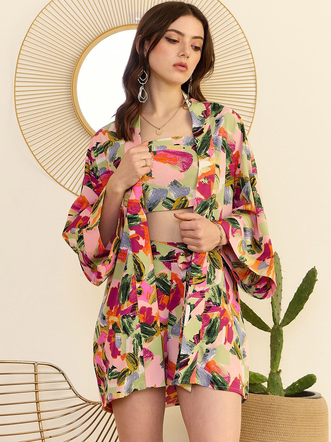 Berrylush Printed Top & Shorts With Shrug
