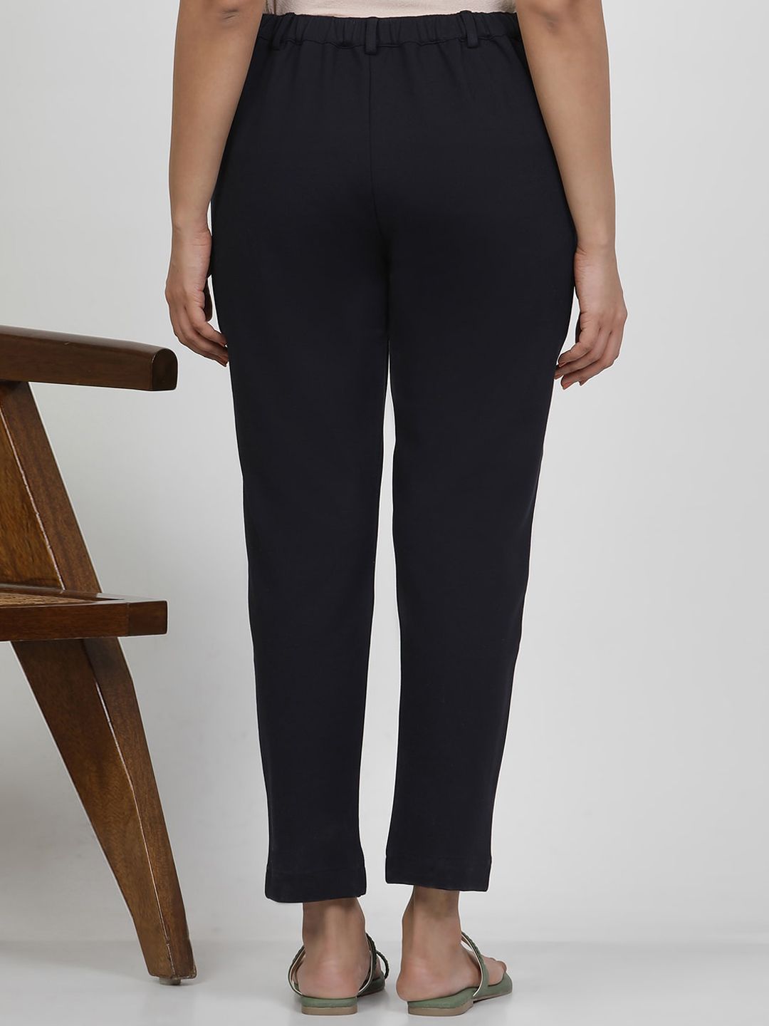 W Women Slim Fit Mid-Rise Regular Trousers
