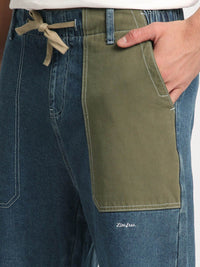 THE BEAR HOUSE Men Straight Fit Clean Look Light Fade Jeans