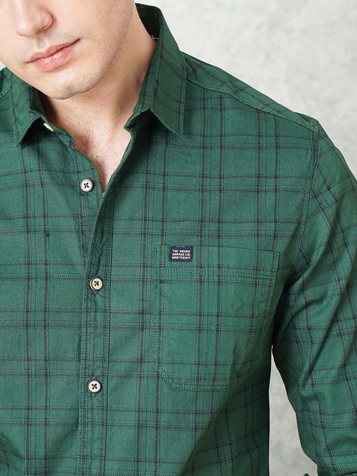The Indian Garage Co Men Green & Maroon Checked Casual Shirt