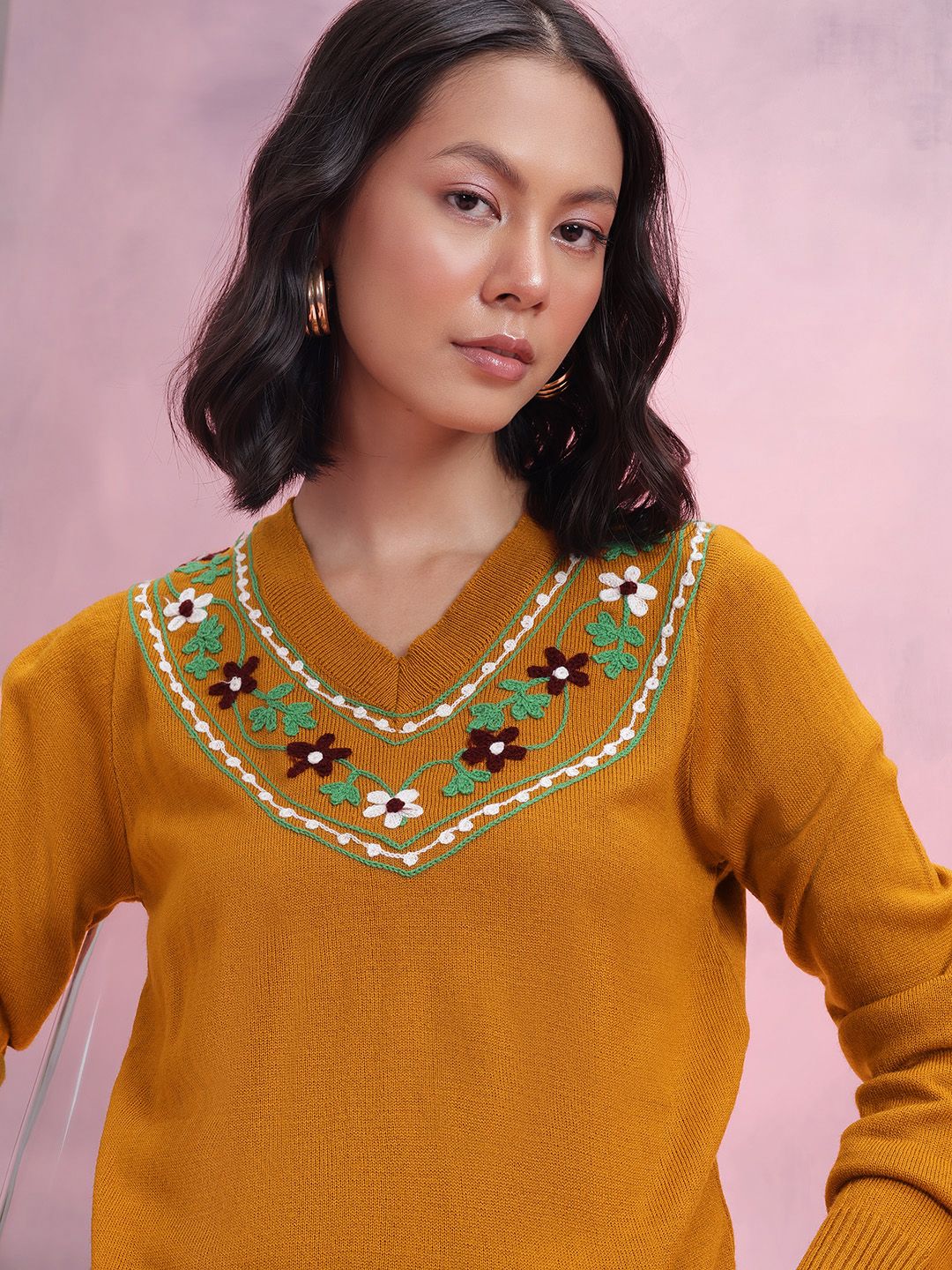 DressBerry Floral Embroidered Acrylic Pullover