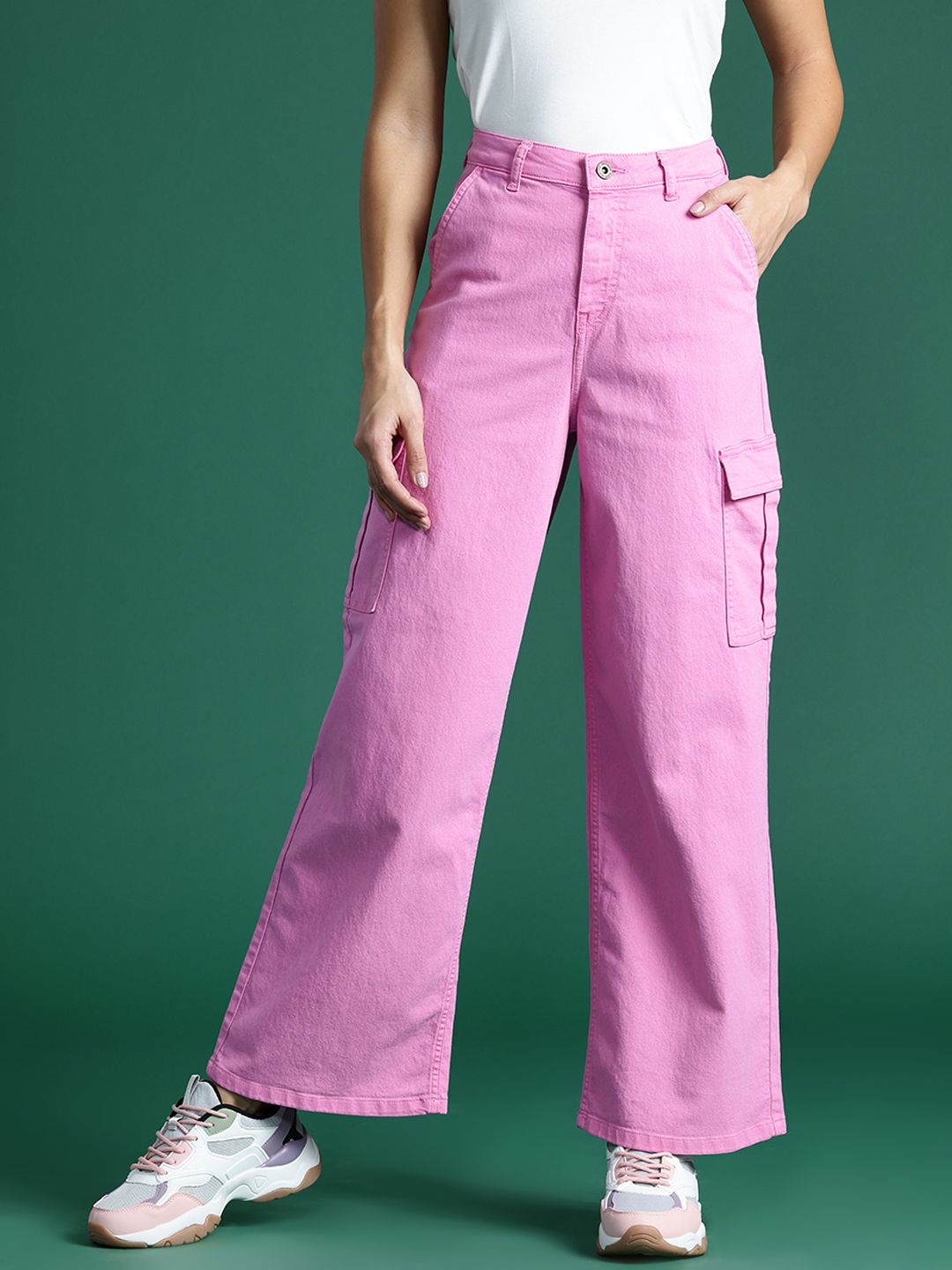 DressBerry Women Straight Fit Stretchable Cargo Jeans