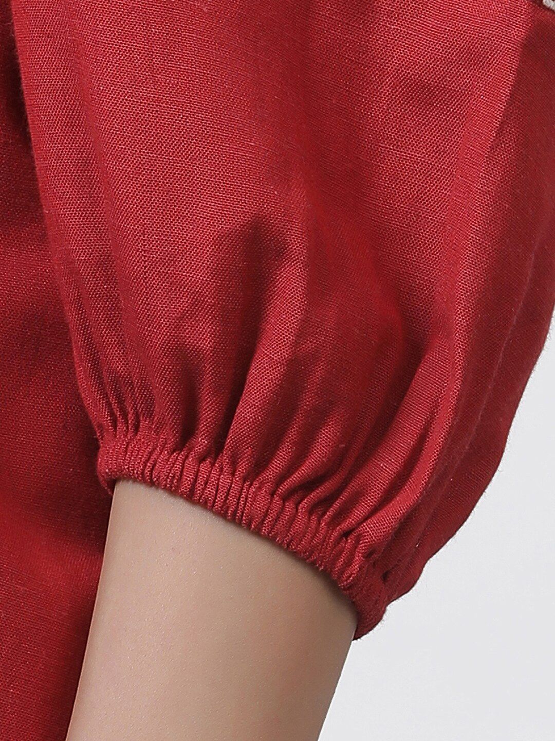 W Embroidered Puffed Sleeves Top