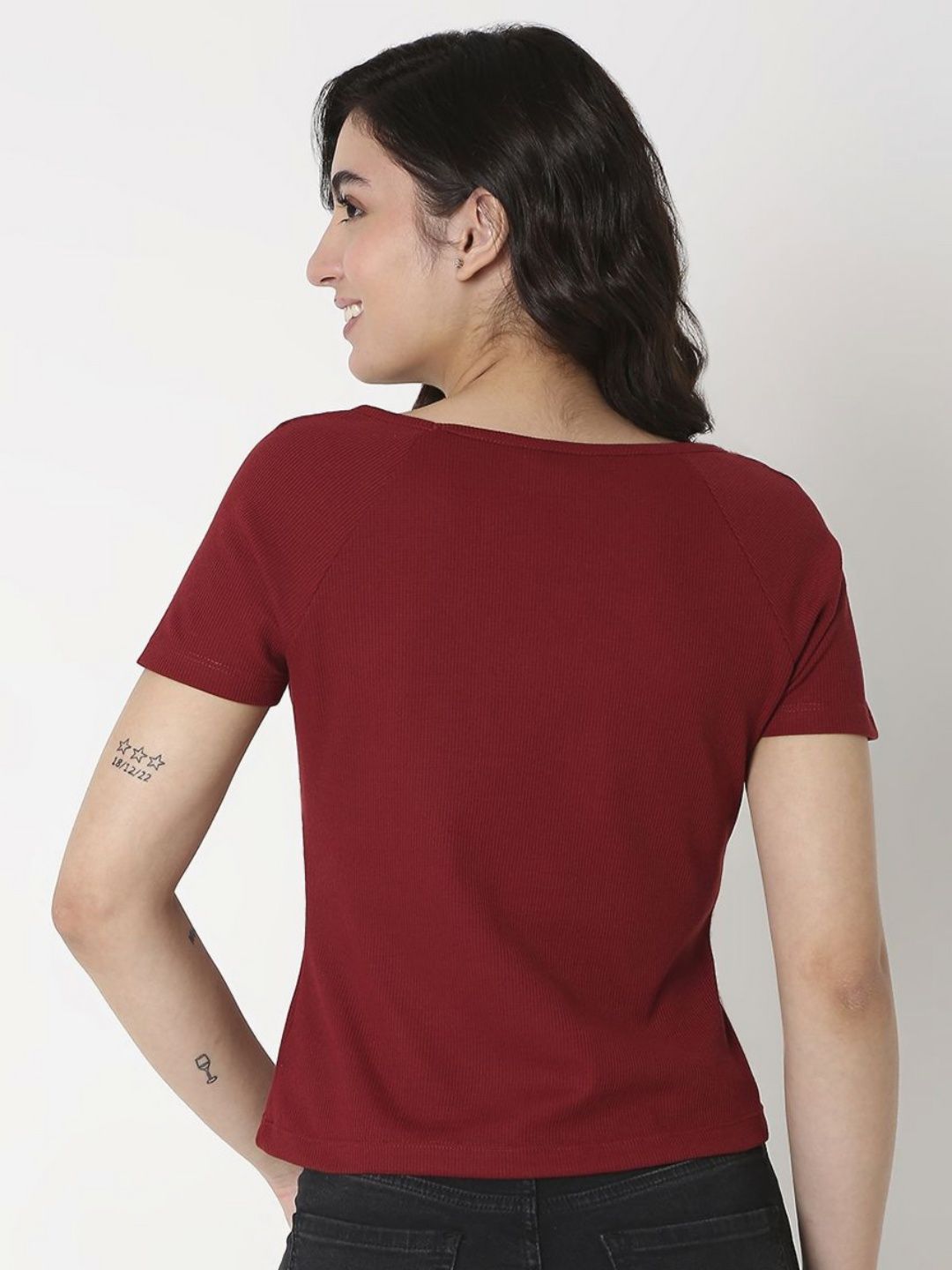 SPYKAR Women Solid V-Neck Cotton Slim Fit T-Shirt