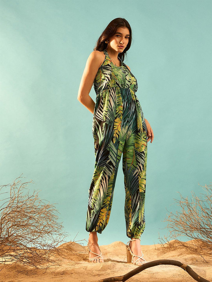 Berrylush Tropical Printed Halter Neck Printed Basic Jumpsuit