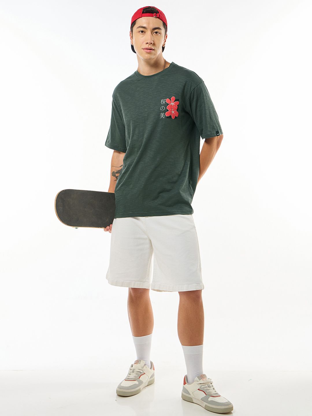 Bewakoof Air 1.0 Men Grey Sakura Graphic Printed Oversized T-shirt