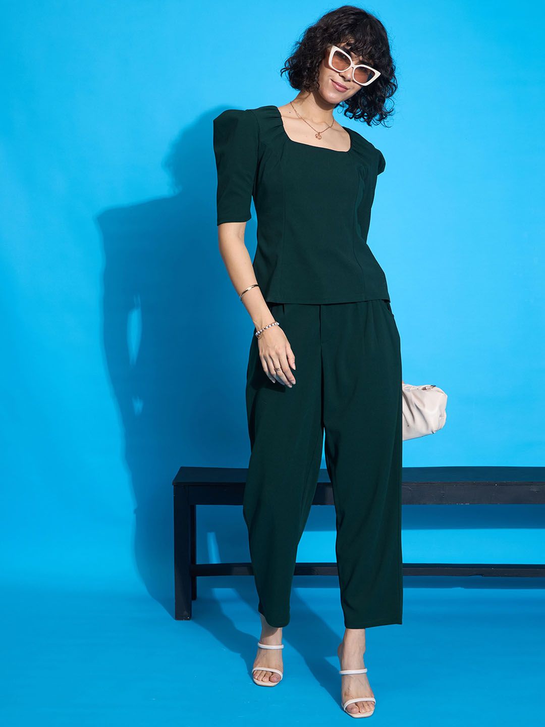 SASSAFRAS worklyf Women Mid-Rise Pleated Trousers