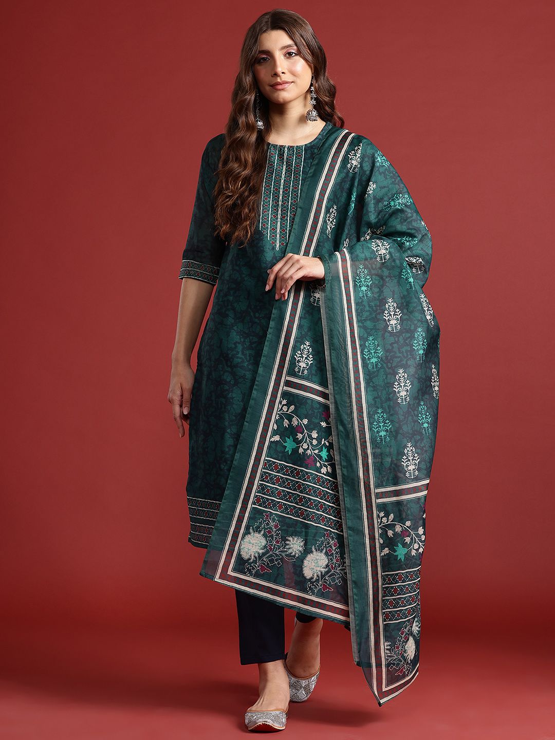 Anouk Indie Florals Printed Kurta with Trousers & With Dupatta