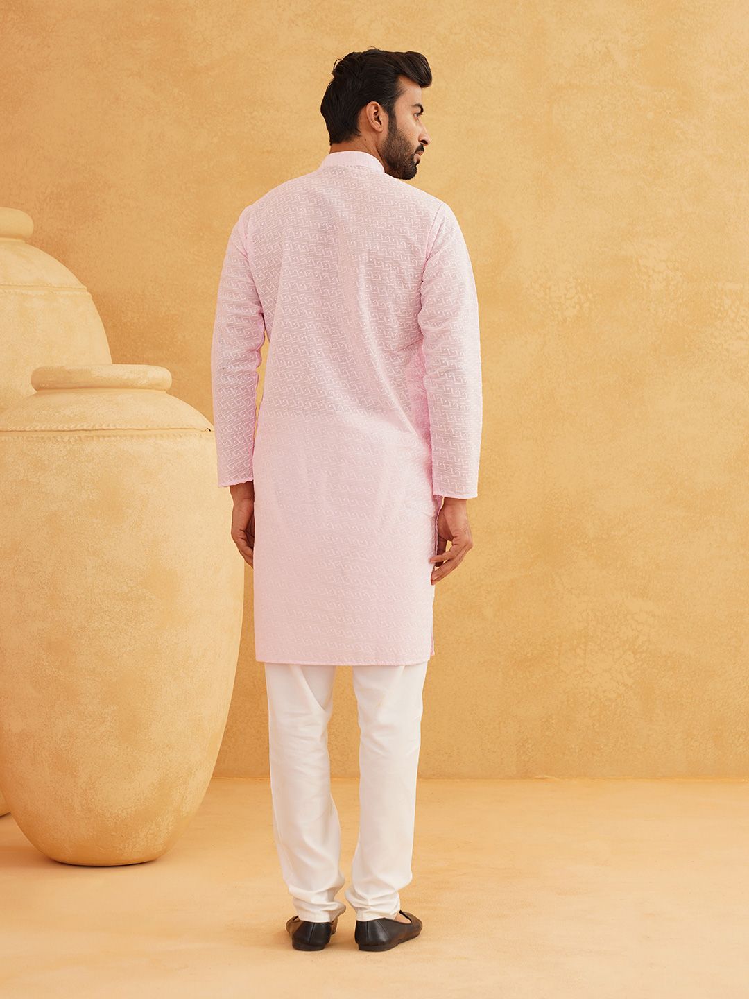 SOJANYA Men Pink Ethnic Motifs Embroidered Chikankari Kurta