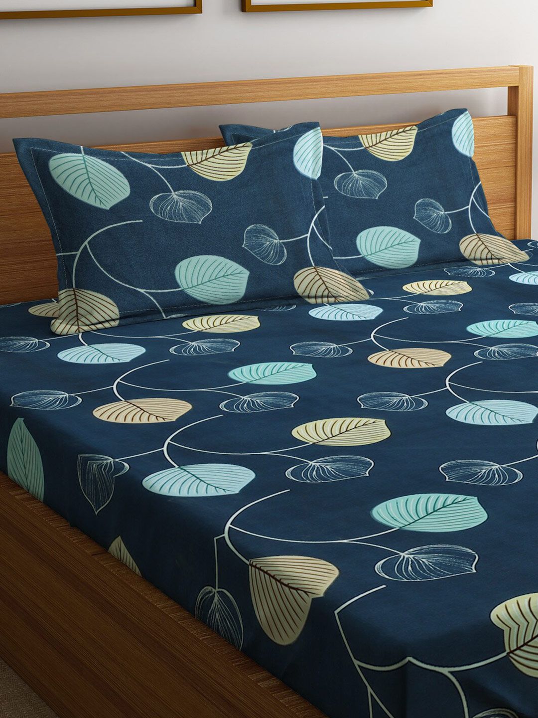 KLOTTHE Blue Floral 300 TC Cotton Blend Double Bedsheet Set