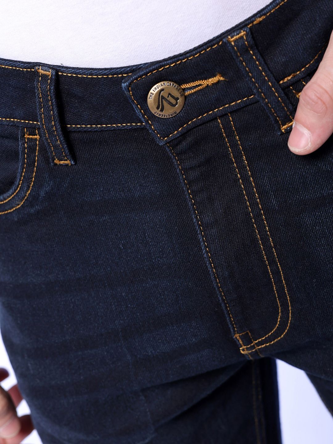 The Indian Garage Co Blue Men Mid-Rise Slim Fit Light Fade Stretchable Jeans