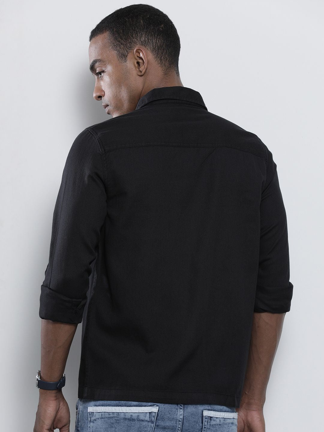 The Indian Garage Co Men Black Solid Slim Fit Cotton Casual Shirt