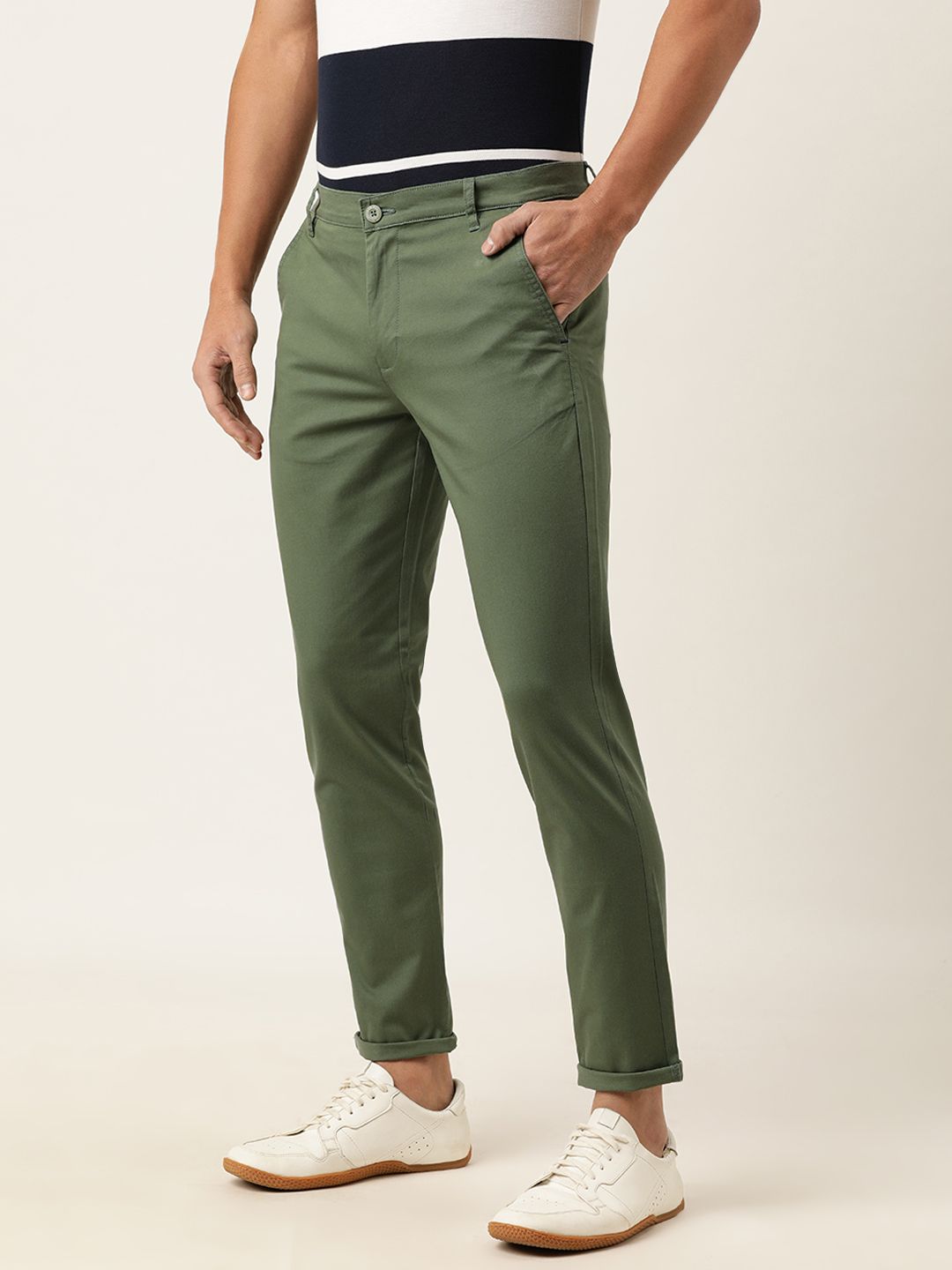 The Indian Garage Co Men Olive Green Slim Fit Solid Chinos