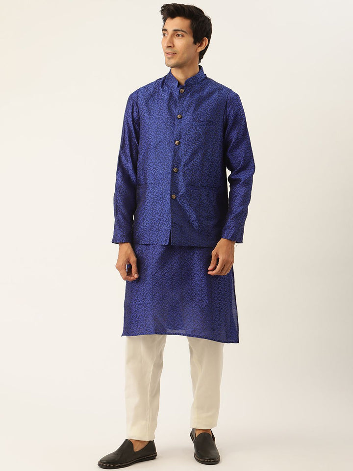 SOJANYA Men Blue Floral Kurta with Churidar & Nehru Jacket