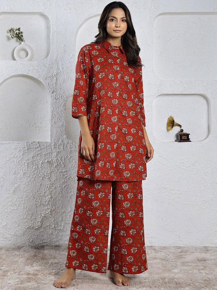 SANSKRUTIHOMES Red & White Floral Printed Pure Cotton Night Suit