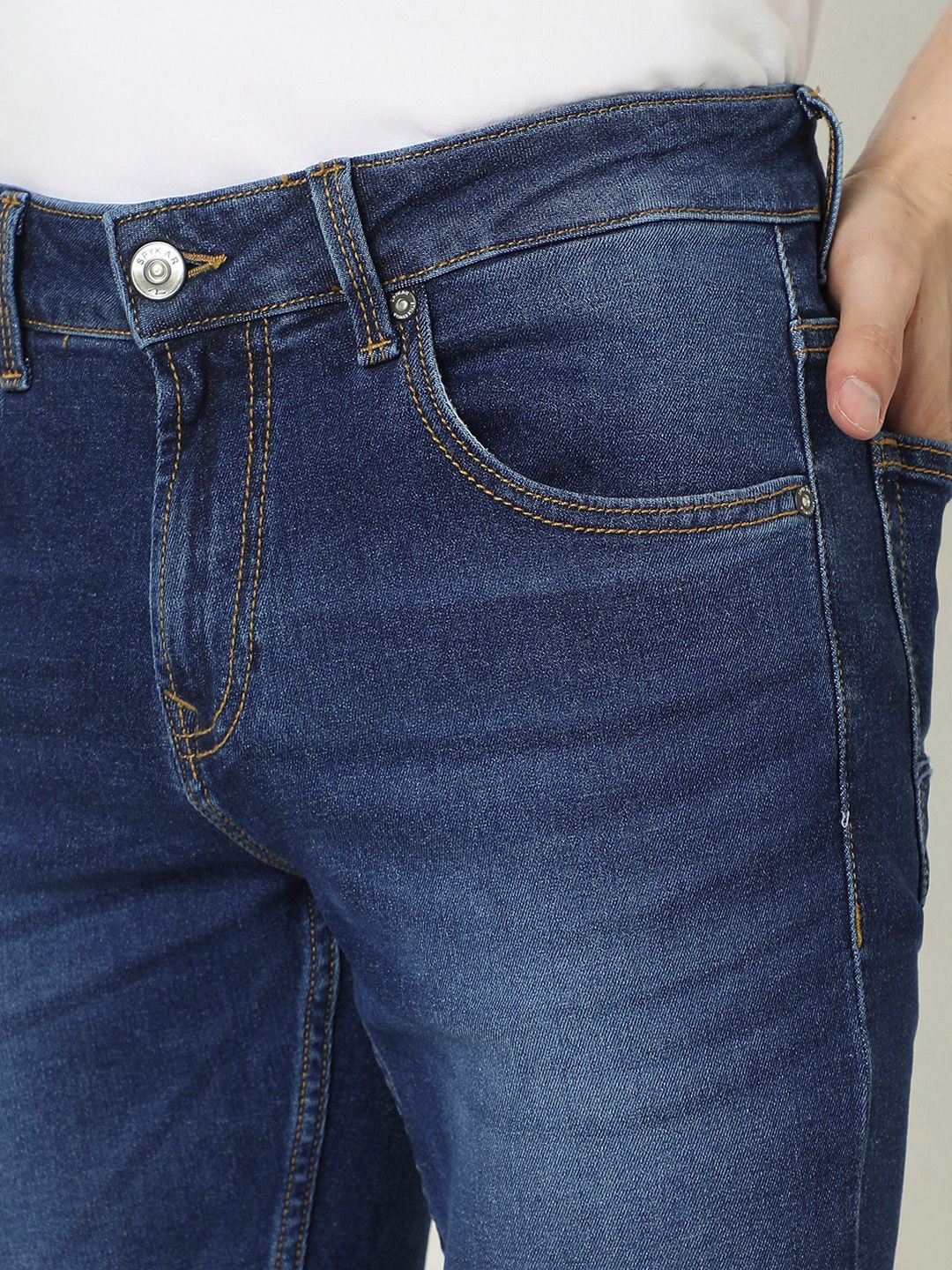 SPYKAR Men Slim Fit Low-Rise Light Fade Stretchable Jeans